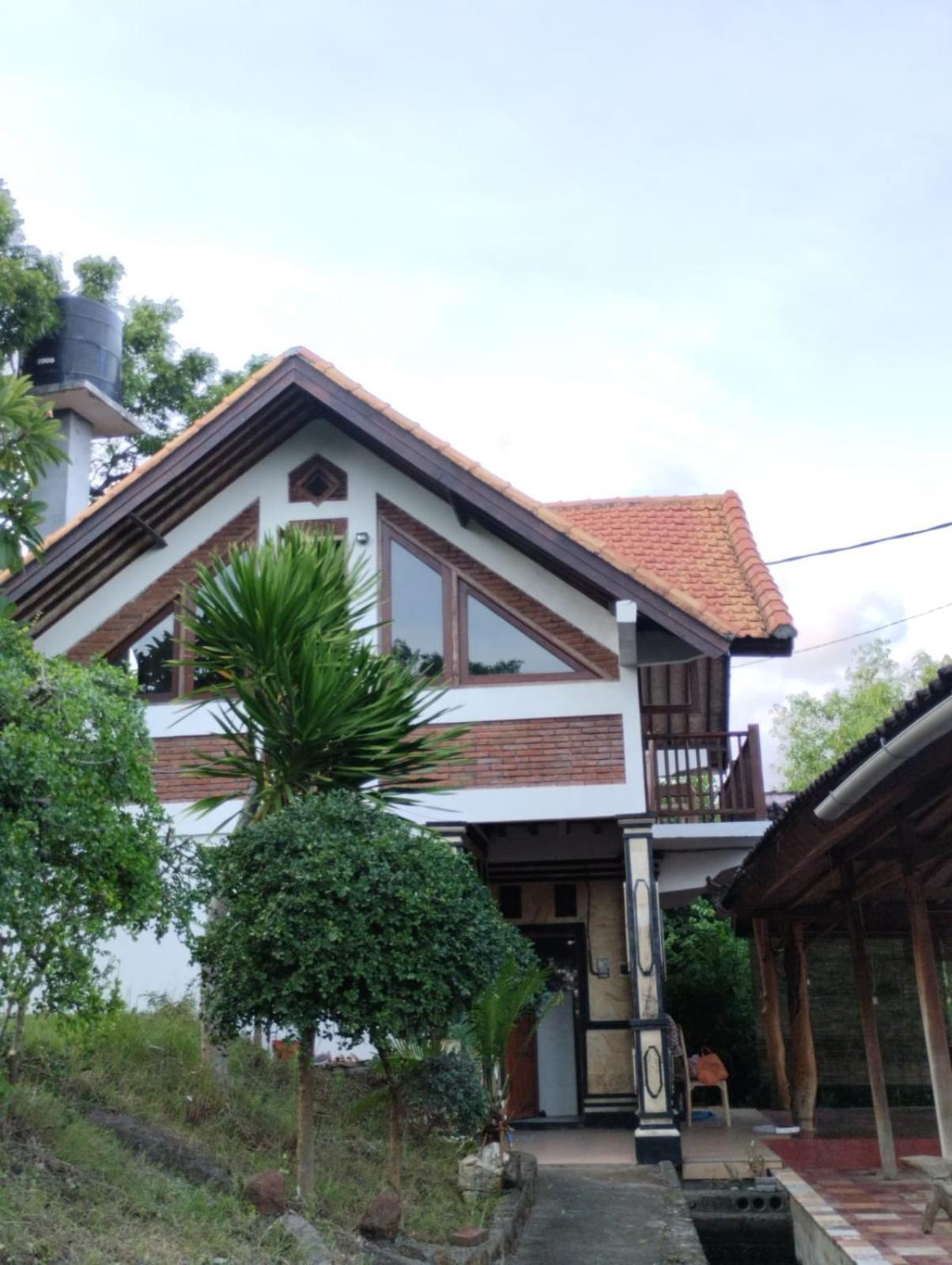Yoga Bale House Hotel Karangasem  Exterior photo