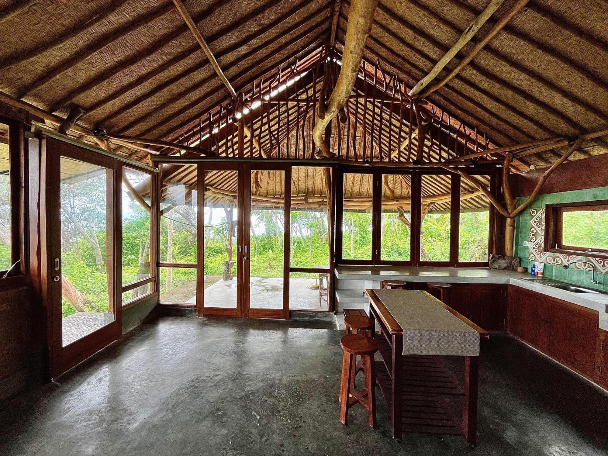 Yoga Bale House Hotel Karangasem  Room photo
